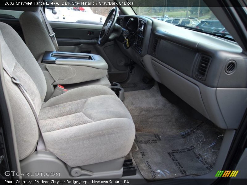 Dark Gray Metallic / Gray/Dark Charcoal 2003 Chevrolet Tahoe LS 4x4