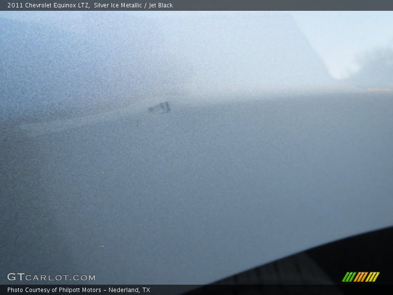 Silver Ice Metallic / Jet Black 2011 Chevrolet Equinox LTZ