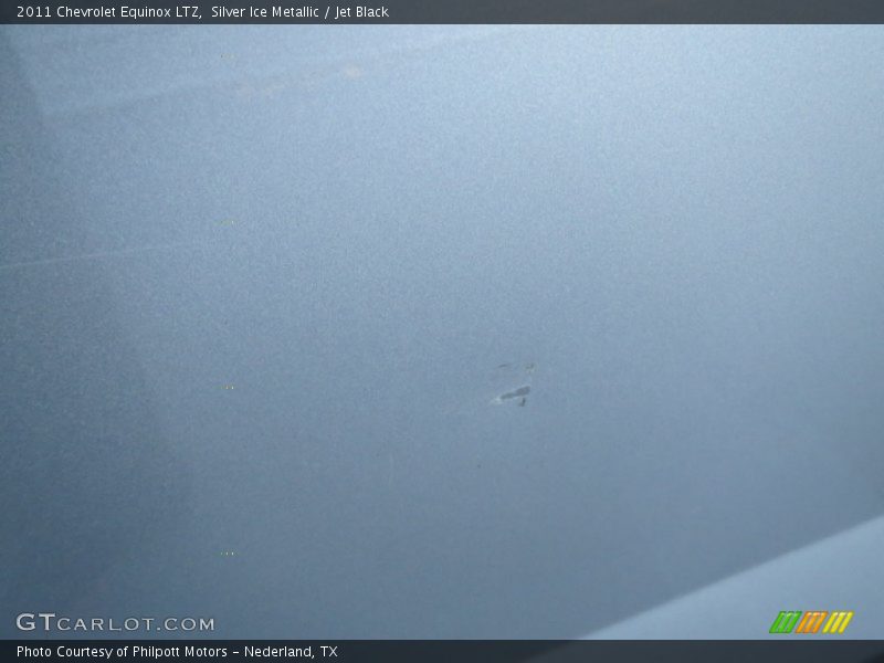 Silver Ice Metallic / Jet Black 2011 Chevrolet Equinox LTZ