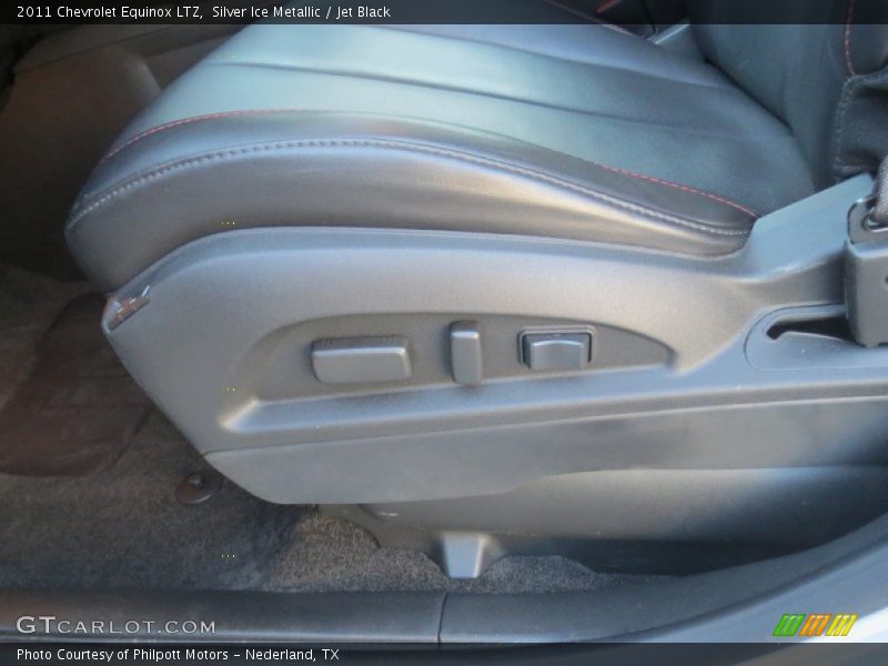 Silver Ice Metallic / Jet Black 2011 Chevrolet Equinox LTZ