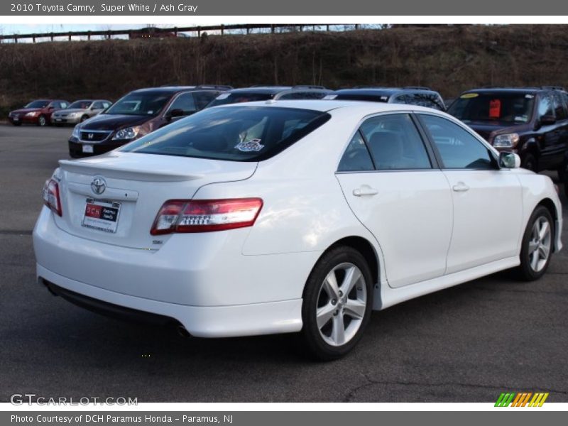 Super White / Ash Gray 2010 Toyota Camry