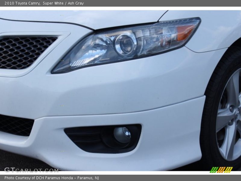 Super White / Ash Gray 2010 Toyota Camry
