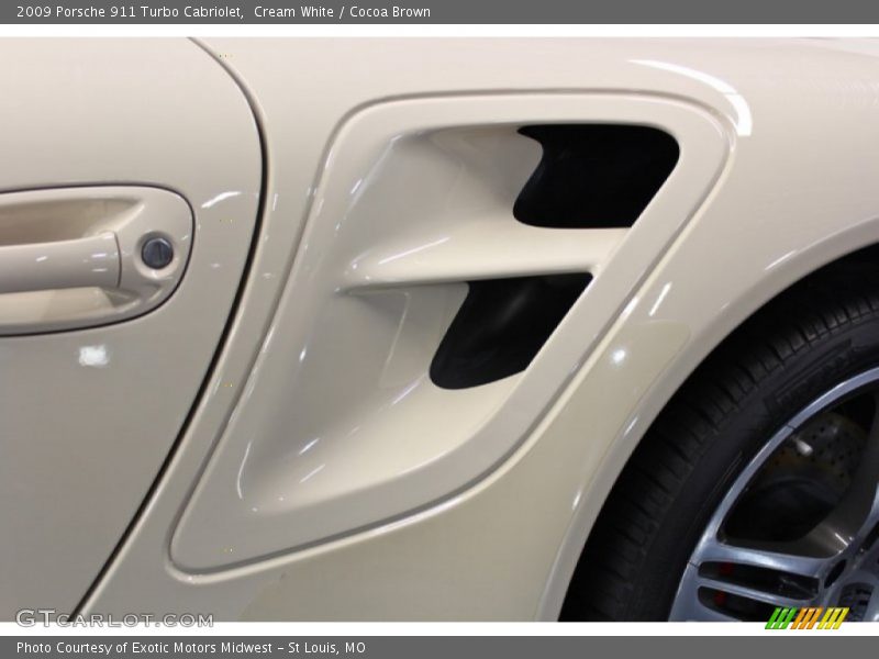 Cream White / Cocoa Brown 2009 Porsche 911 Turbo Cabriolet