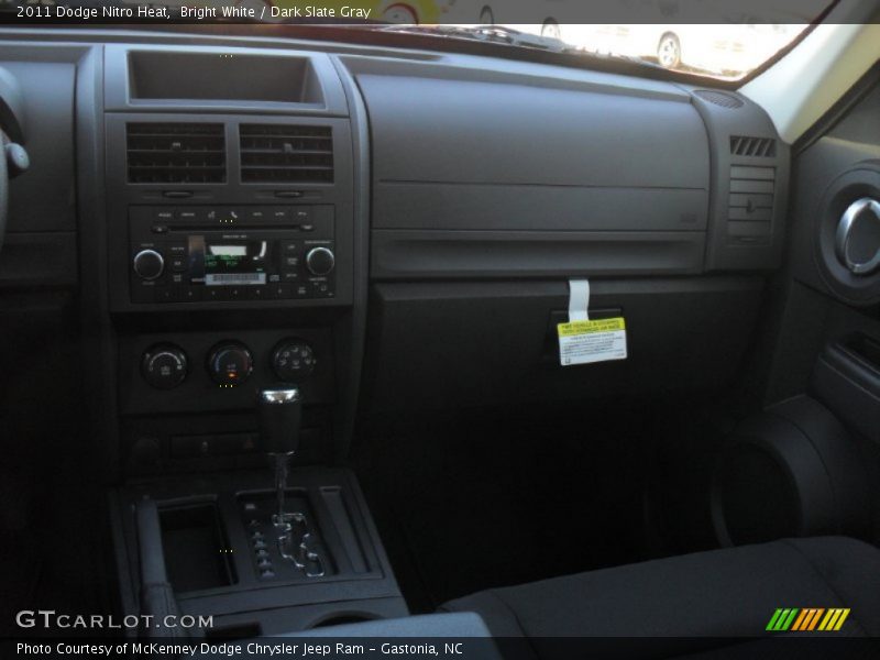 Bright White / Dark Slate Gray 2011 Dodge Nitro Heat