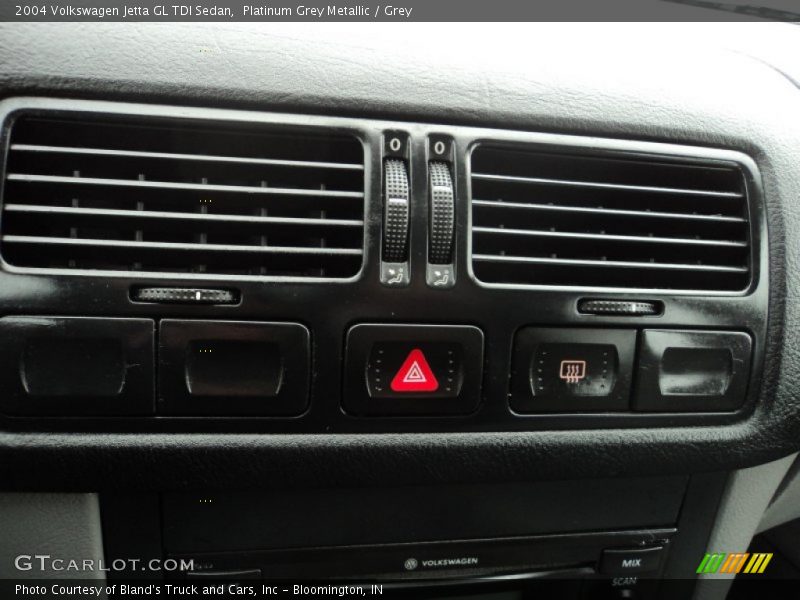 Platinum Grey Metallic / Grey 2004 Volkswagen Jetta GL TDI Sedan