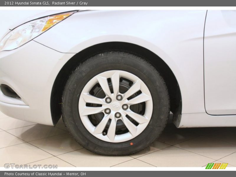 Radiant Silver / Gray 2012 Hyundai Sonata GLS