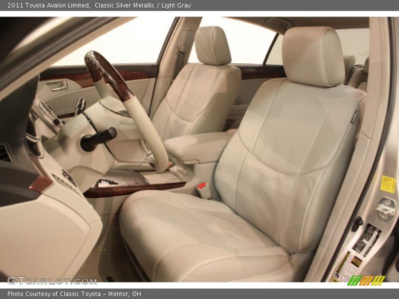 Classic Silver Metallic / Light Gray 2011 Toyota Avalon Limited