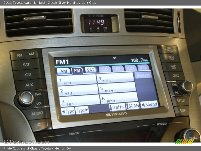 Classic Silver Metallic / Light Gray 2011 Toyota Avalon Limited