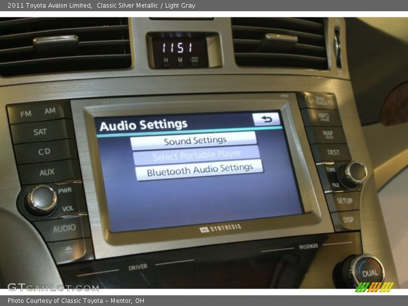Classic Silver Metallic / Light Gray 2011 Toyota Avalon Limited