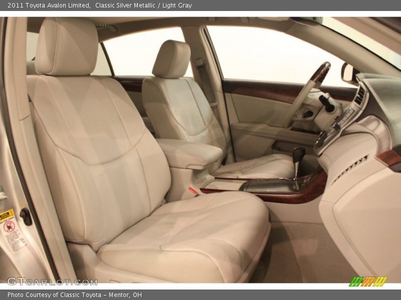 Classic Silver Metallic / Light Gray 2011 Toyota Avalon Limited