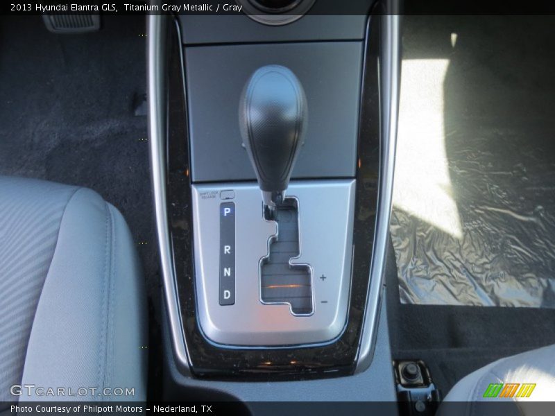 Titanium Gray Metallic / Gray 2013 Hyundai Elantra GLS