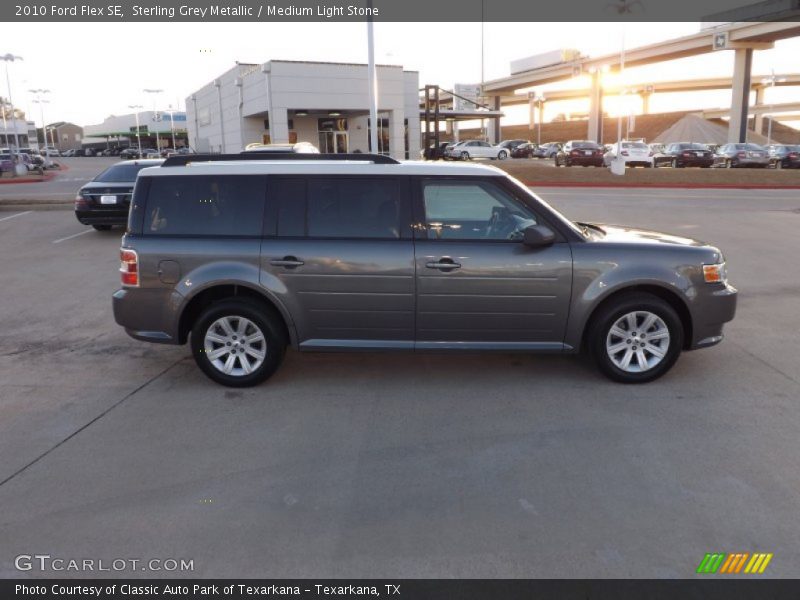 Sterling Grey Metallic / Medium Light Stone 2010 Ford Flex SE