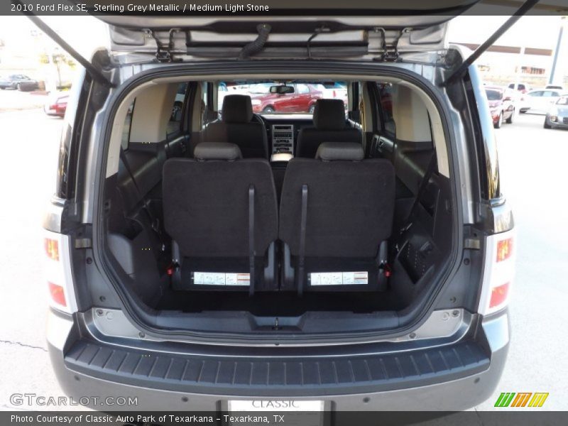 Sterling Grey Metallic / Medium Light Stone 2010 Ford Flex SE