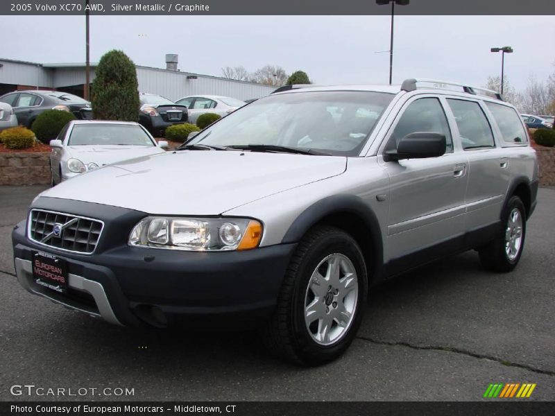 Silver Metallic / Graphite 2005 Volvo XC70 AWD