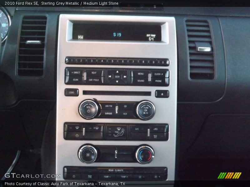 Sterling Grey Metallic / Medium Light Stone 2010 Ford Flex SE