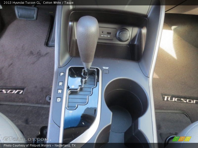 Cotton White / Taupe 2013 Hyundai Tucson GL