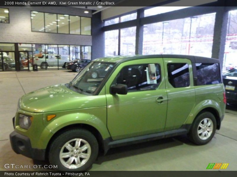 Front 3/4 View of 2008 Element EX AWD