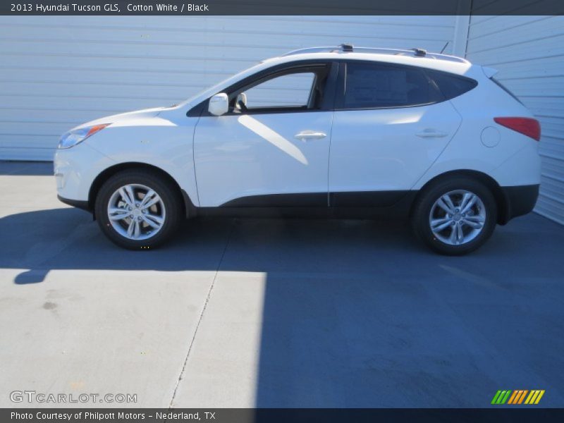 Cotton White / Black 2013 Hyundai Tucson GLS