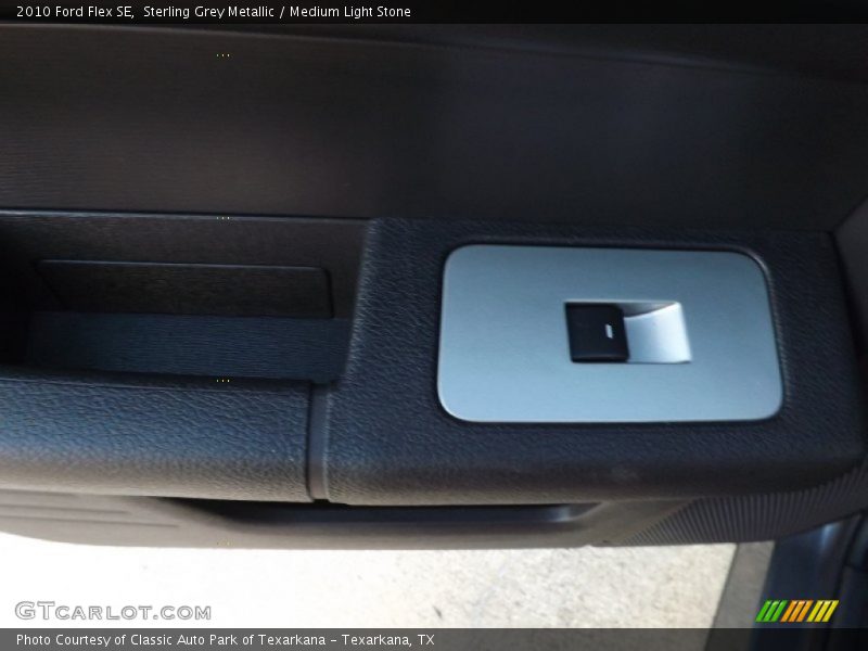 Sterling Grey Metallic / Medium Light Stone 2010 Ford Flex SE
