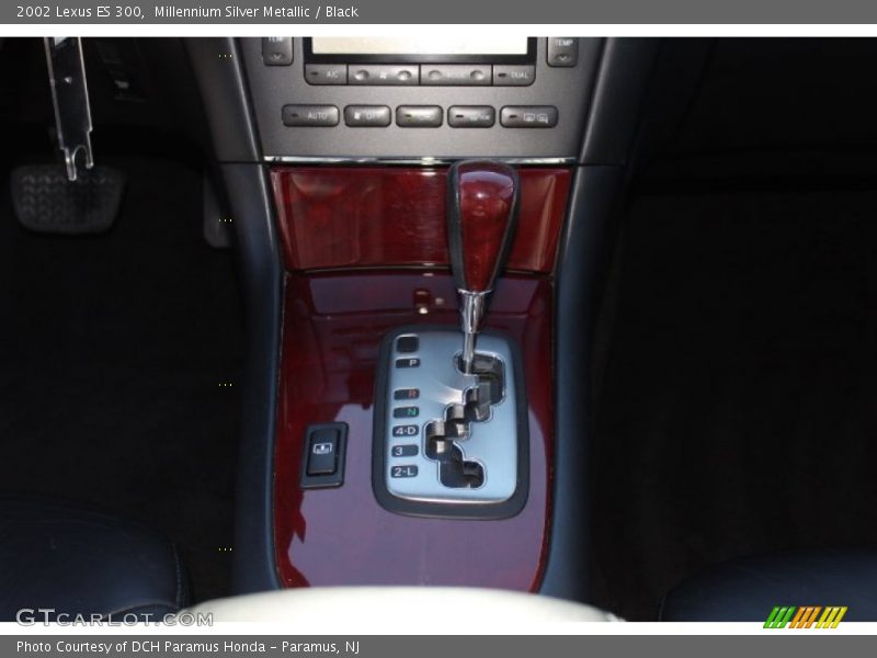 Millennium Silver Metallic / Black 2002 Lexus ES 300