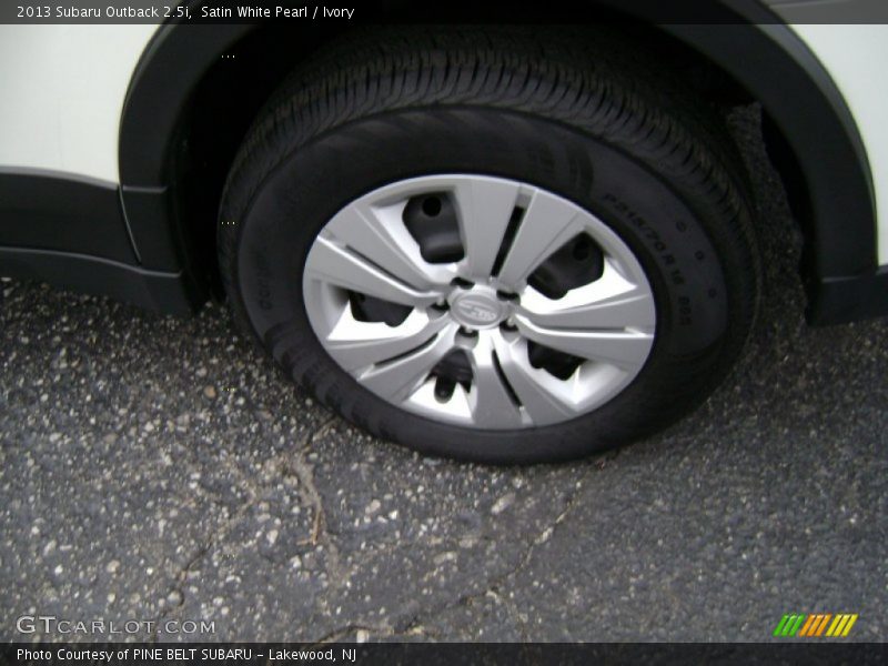 Satin White Pearl / Ivory 2013 Subaru Outback 2.5i