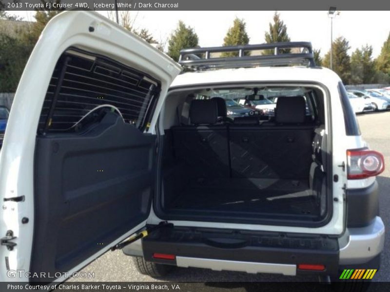 Iceberg White / Dark Charcoal 2013 Toyota FJ Cruiser 4WD