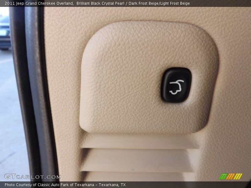 Brilliant Black Crystal Pearl / Dark Frost Beige/Light Frost Beige 2011 Jeep Grand Cherokee Overland