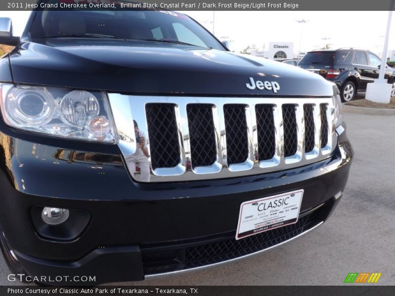 Brilliant Black Crystal Pearl / Dark Frost Beige/Light Frost Beige 2011 Jeep Grand Cherokee Overland