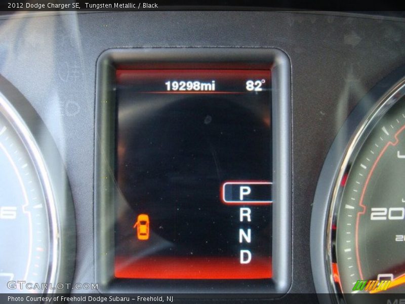Tungsten Metallic / Black 2012 Dodge Charger SE