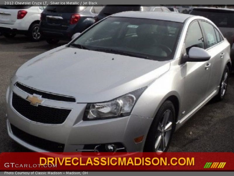 Silver Ice Metallic / Jet Black 2012 Chevrolet Cruze LT