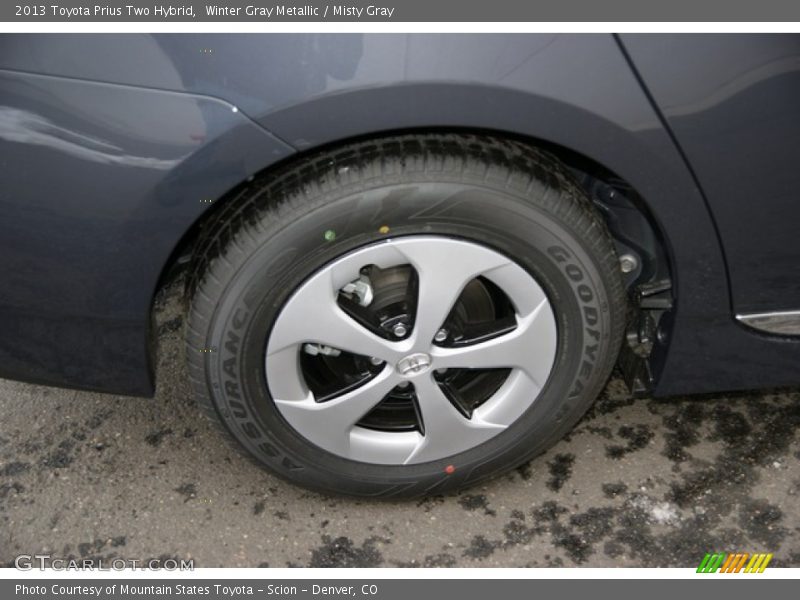 Winter Gray Metallic / Misty Gray 2013 Toyota Prius Two Hybrid