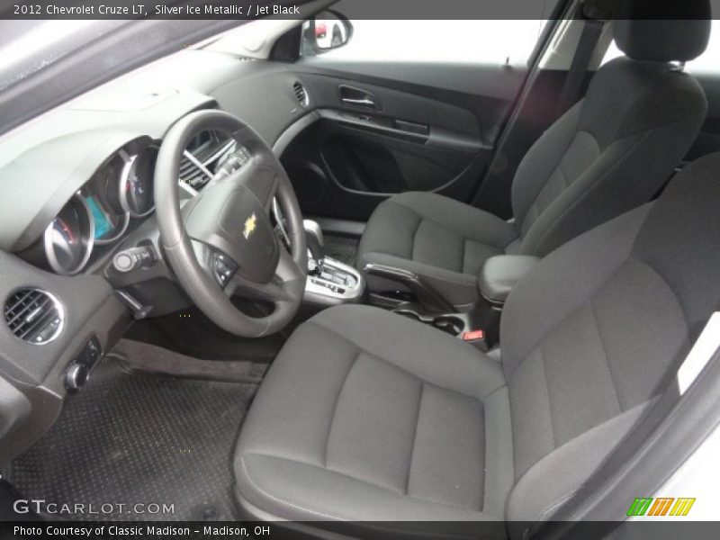 Silver Ice Metallic / Jet Black 2012 Chevrolet Cruze LT