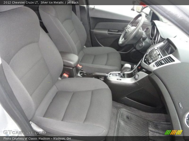 Silver Ice Metallic / Jet Black 2012 Chevrolet Cruze LT