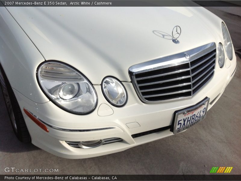 Arctic White / Cashmere 2007 Mercedes-Benz E 350 Sedan