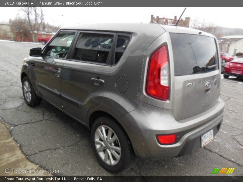 Titanium Gray / Black Soul Logo Cloth 2013 Kia Soul +