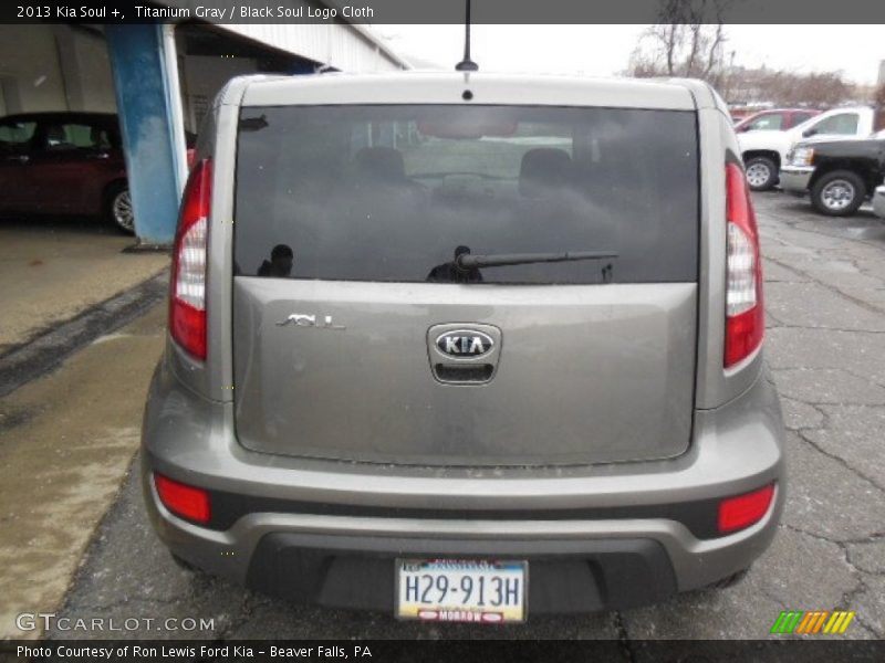 Titanium Gray / Black Soul Logo Cloth 2013 Kia Soul +
