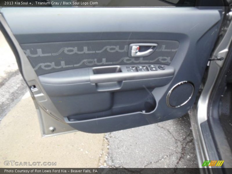 Titanium Gray / Black Soul Logo Cloth 2013 Kia Soul +