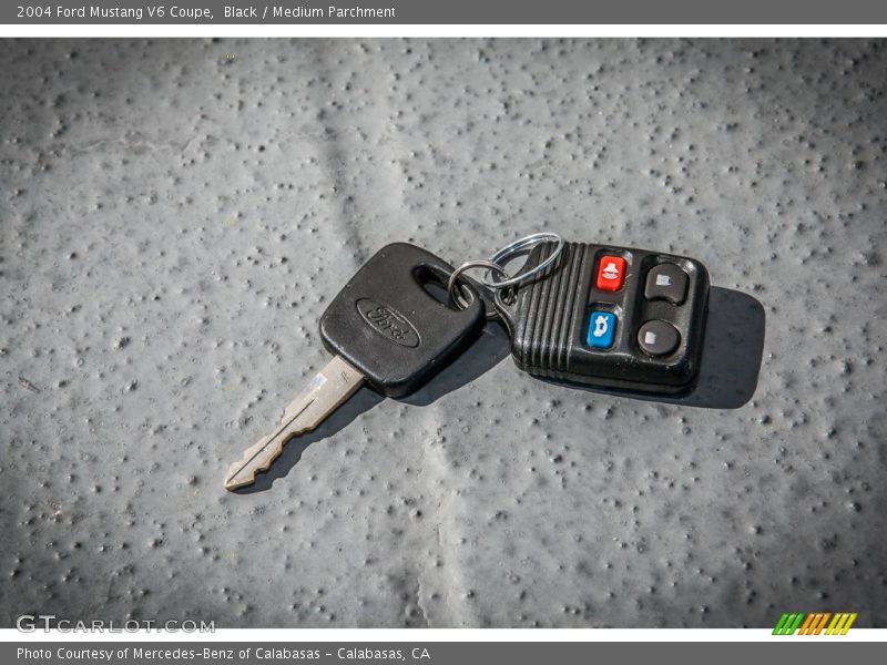 Keys of 2004 Mustang V6 Coupe