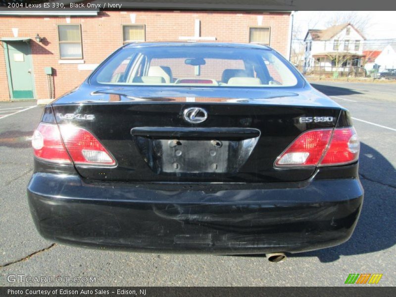 Black Onyx / Ivory 2004 Lexus ES 330