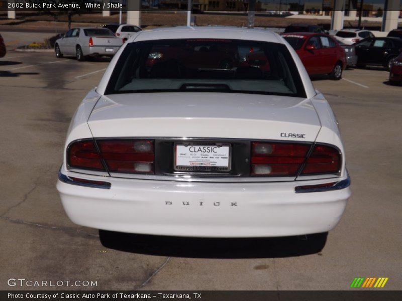 White / Shale 2002 Buick Park Avenue
