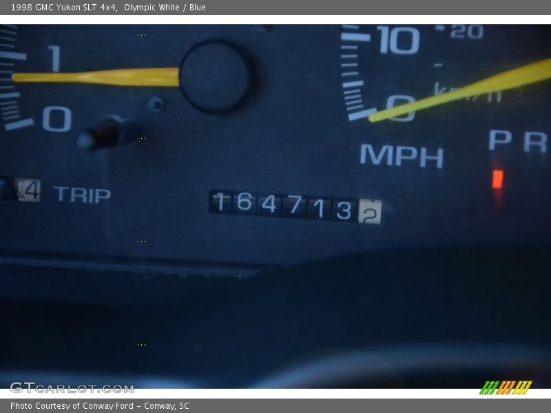 Olympic White / Blue 1998 GMC Yukon SLT 4x4
