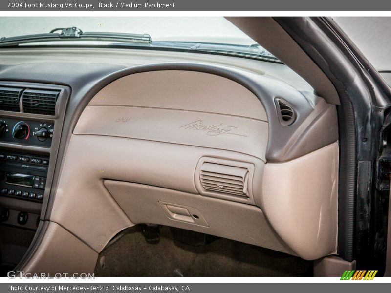 Black / Medium Parchment 2004 Ford Mustang V6 Coupe