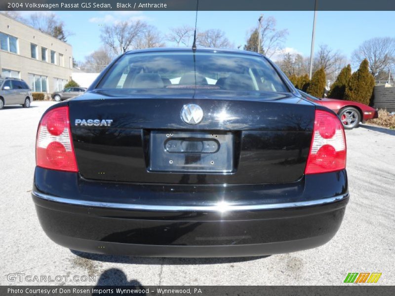 Black / Anthracite 2004 Volkswagen Passat GLS Sedan