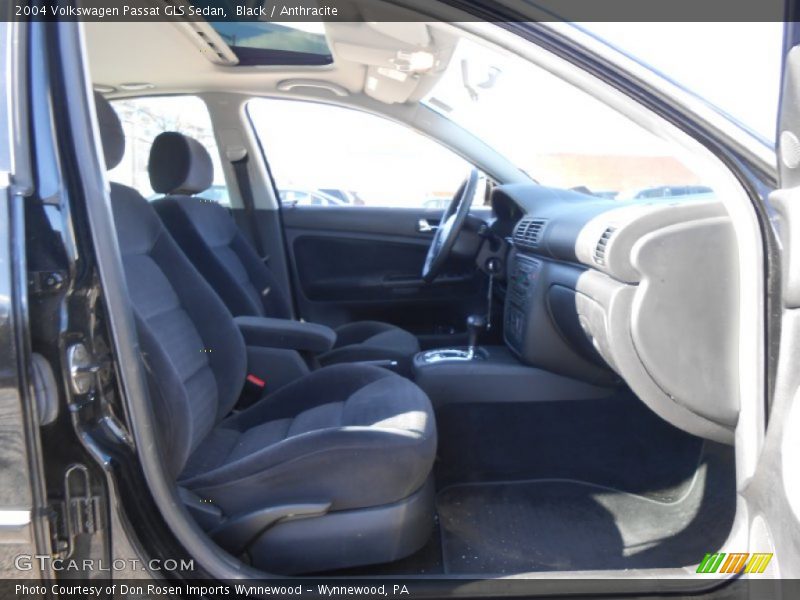 Black / Anthracite 2004 Volkswagen Passat GLS Sedan