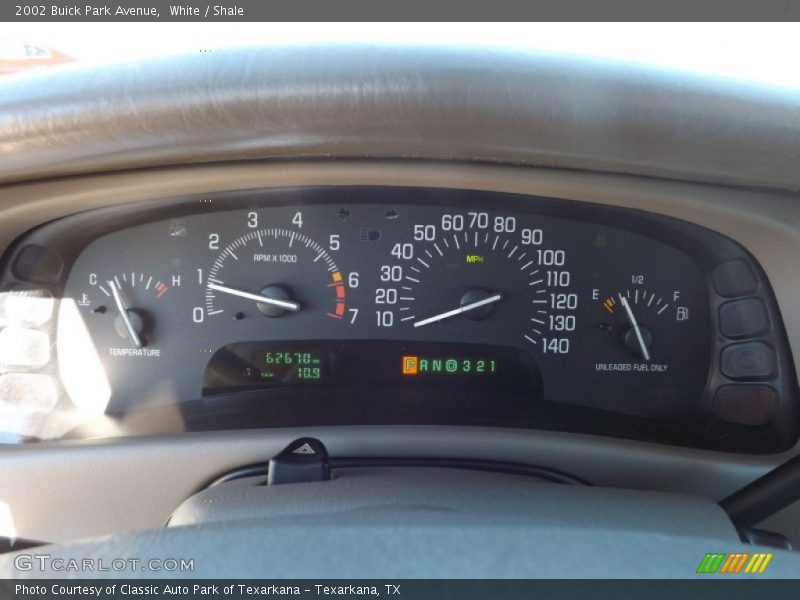 White / Shale 2002 Buick Park Avenue