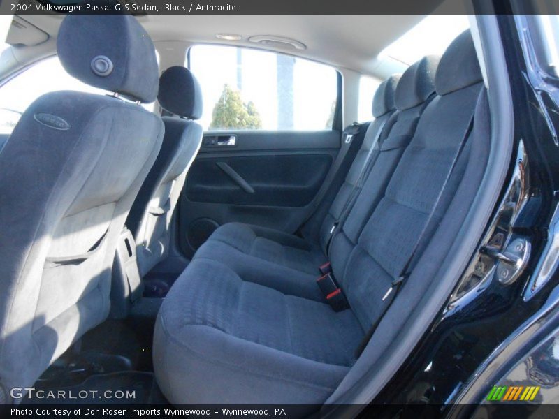 Black / Anthracite 2004 Volkswagen Passat GLS Sedan