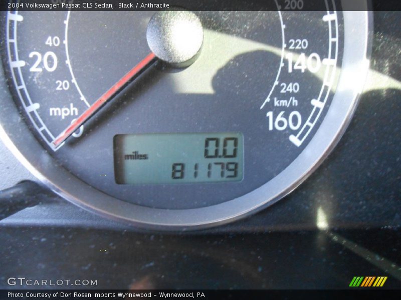 Black / Anthracite 2004 Volkswagen Passat GLS Sedan