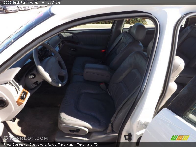 White / Shale 2002 Buick Park Avenue