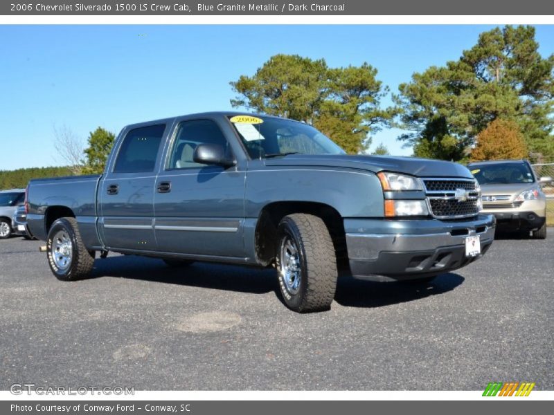 Front 3/4 View of 2006 Silverado 1500 LS Crew Cab