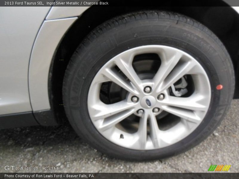 Ingot Silver Metallic / Charcoal Black 2013 Ford Taurus SEL
